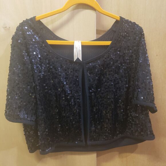 AVENUE LADIES Black Sequin Shrug Size 18-20 EXCELLENT CONDITION!  NEVER USED - Picture 1 of 5